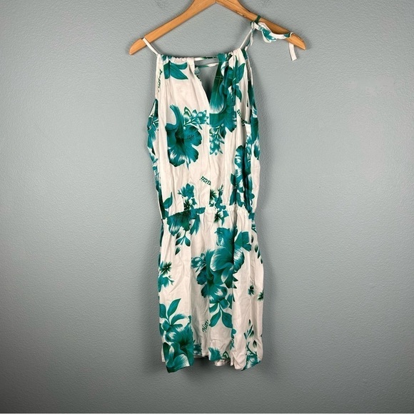 NWT Aloha Fashion Hawaiian Fashion White and Green Cover Up Dress One Size - Picture 2 of 8